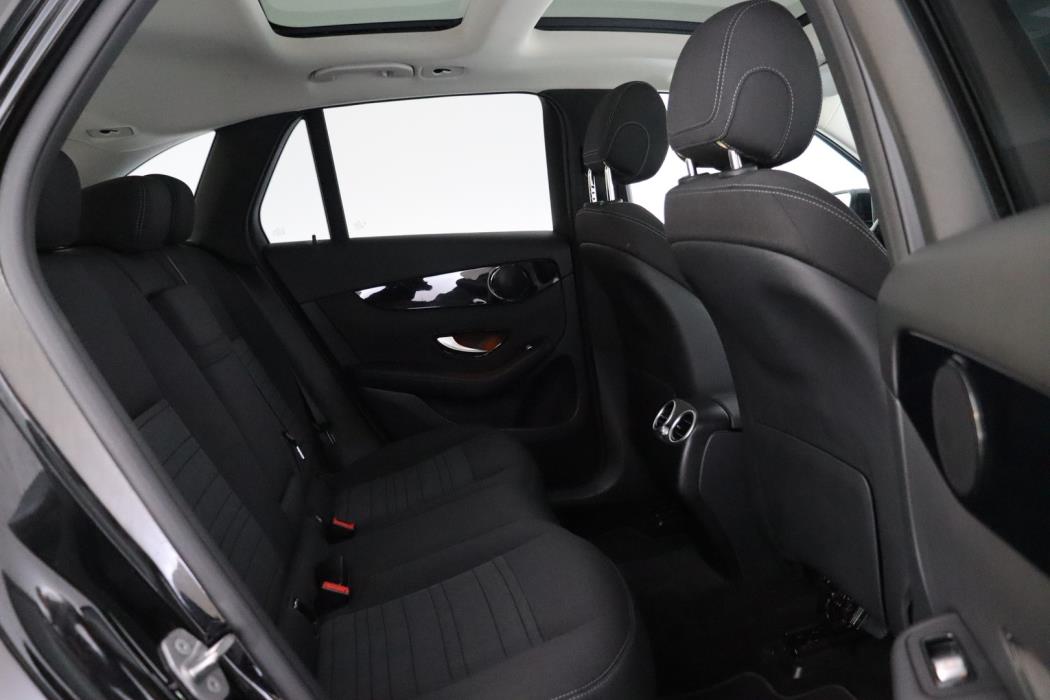 MERCEDES-BENZ GLC 2021