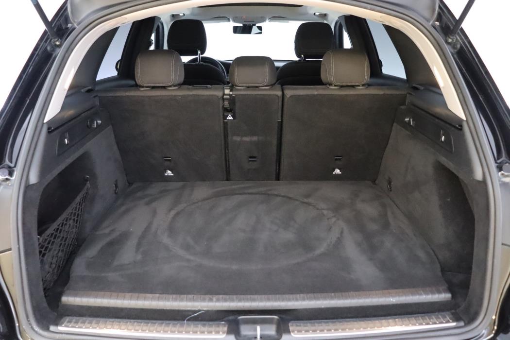 MERCEDES-BENZ GLC 2021