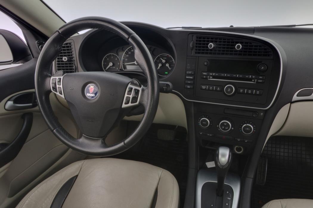 SAAB 9-3 2011