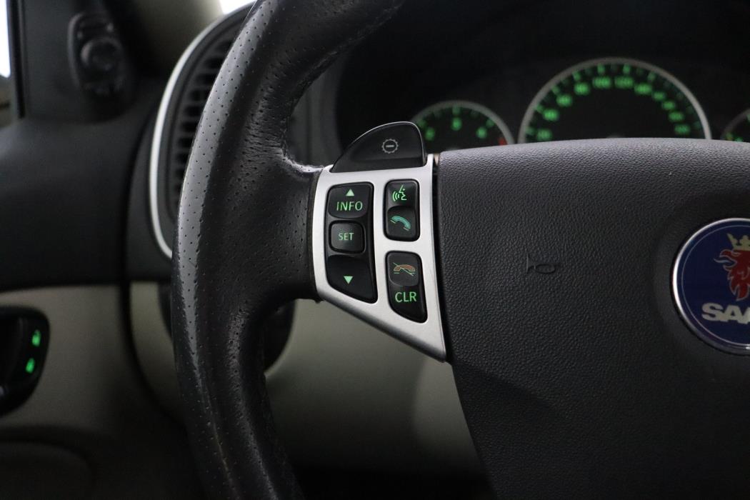 SAAB 9-3 2011