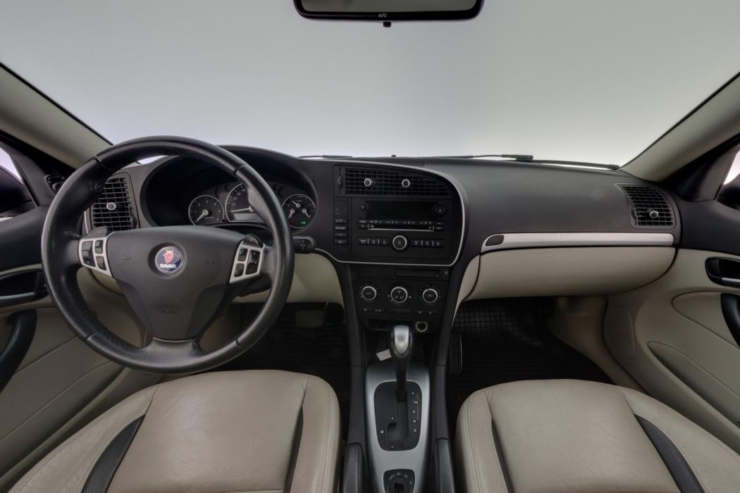 SAAB 9-3 2011