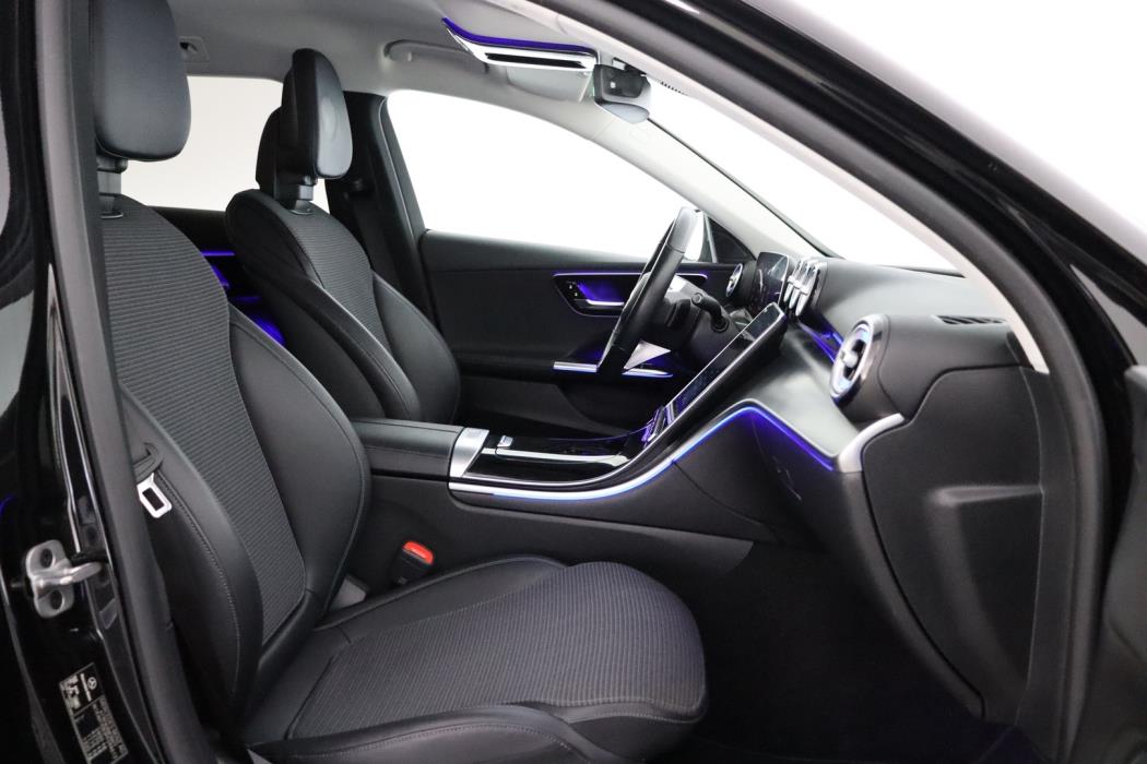 MERCEDES-BENZ C 2023