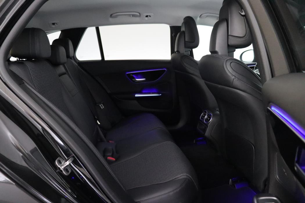 MERCEDES-BENZ C 2023