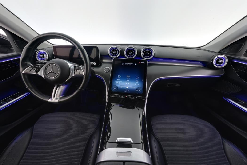 MERCEDES-BENZ C 2023
