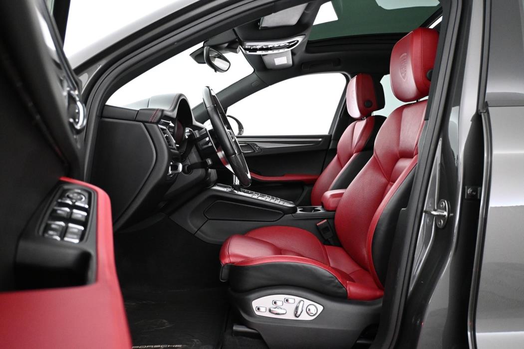PORSCHE Macan 2018