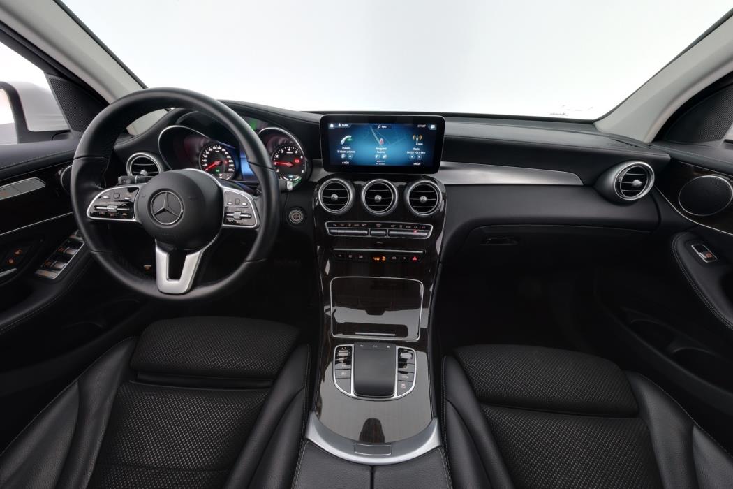 MERCEDES-BENZ GLC 2022