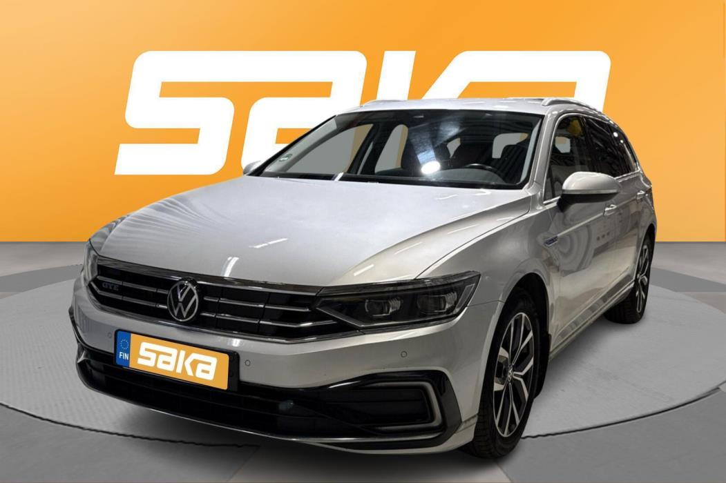 VOLKSWAGEN Passat 2021