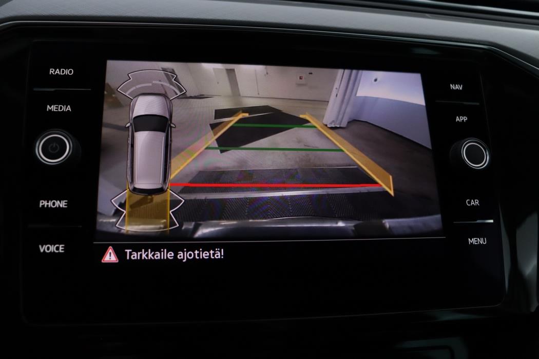 VOLKSWAGEN Passat 2021