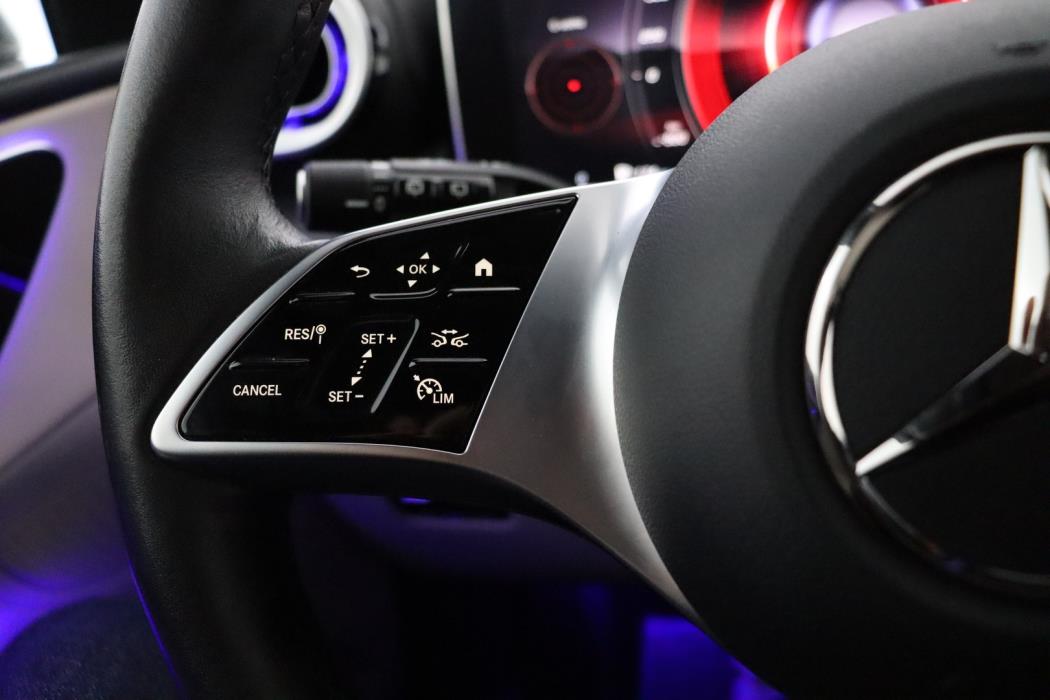 MERCEDES-BENZ GLC 2024