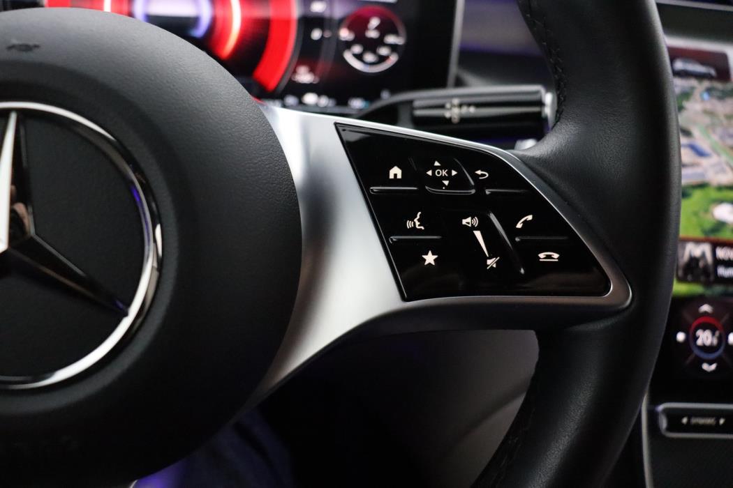 MERCEDES-BENZ GLC 2024