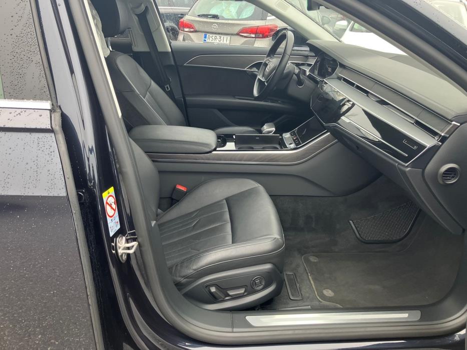 AUDI A8 2020