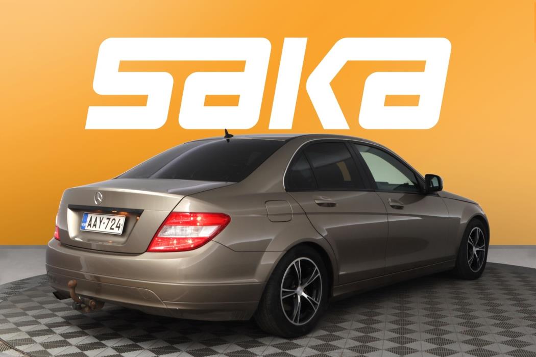 MERCEDES-BENZ C 2008