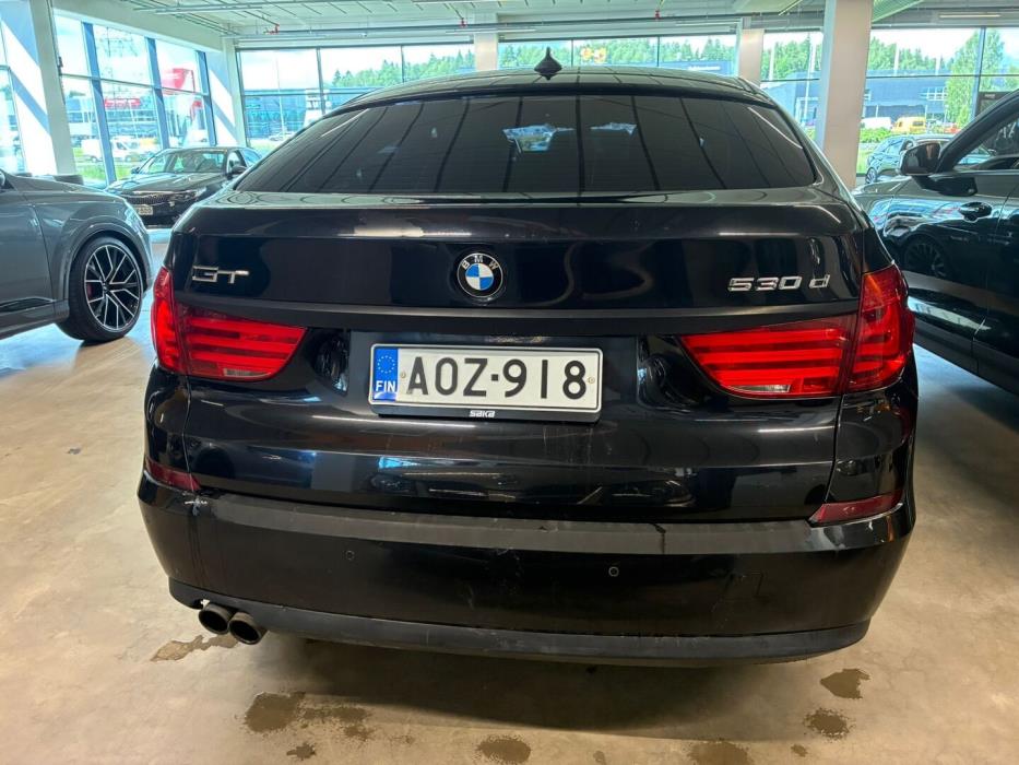 BMW 530 2010