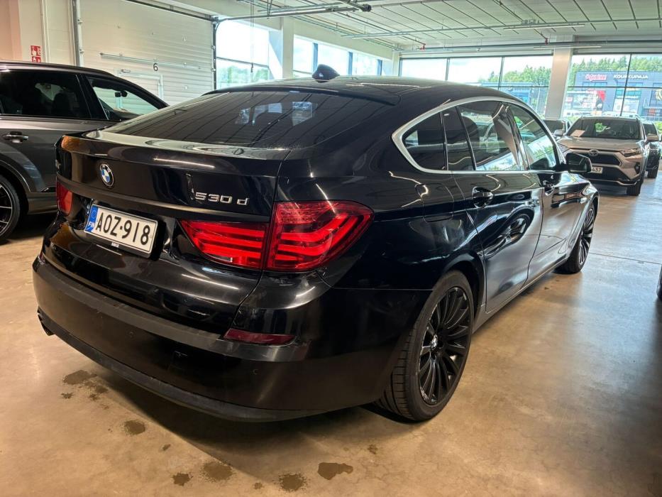 BMW 530 2010