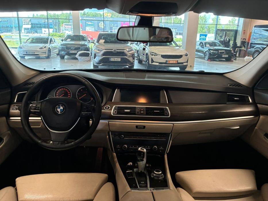 BMW 530 2010