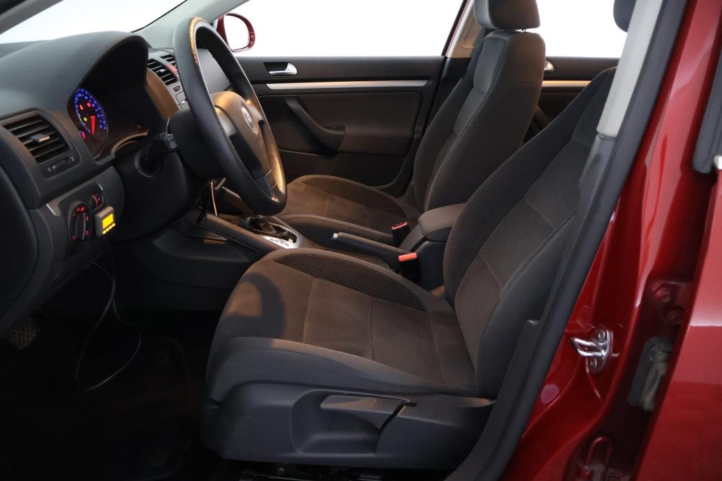 VOLKSWAGEN Golf 2008