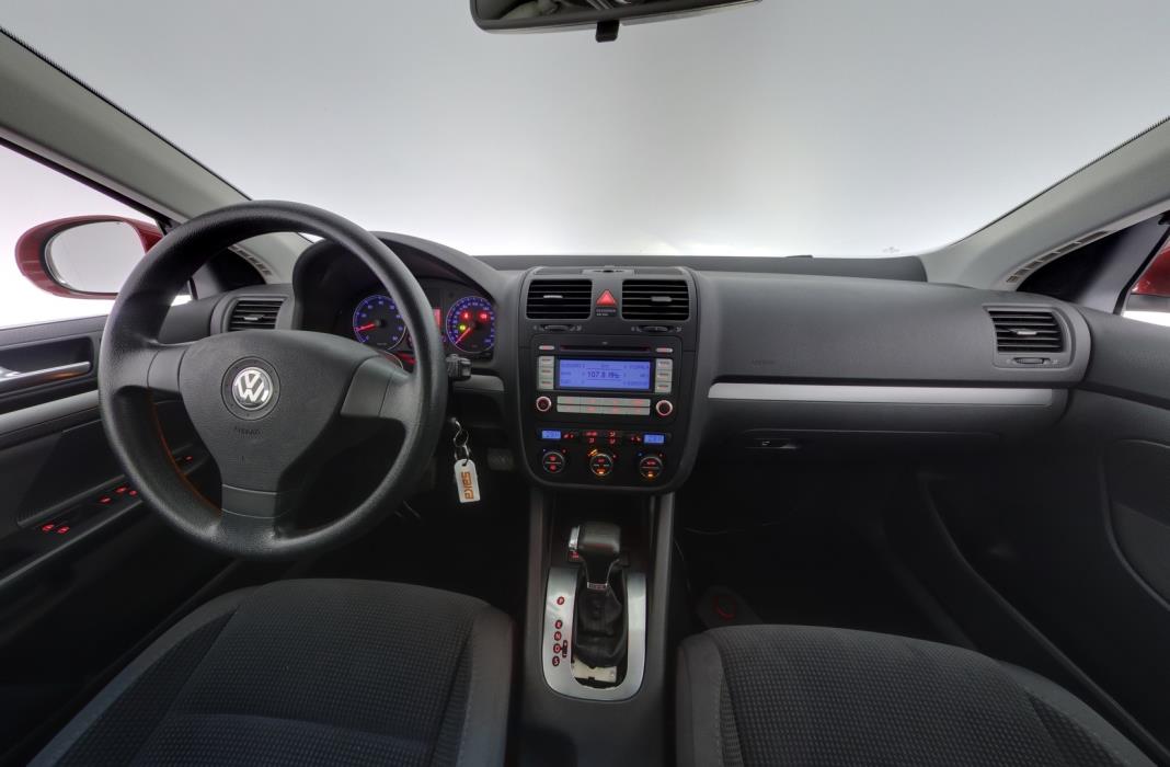 VOLKSWAGEN Golf 2008