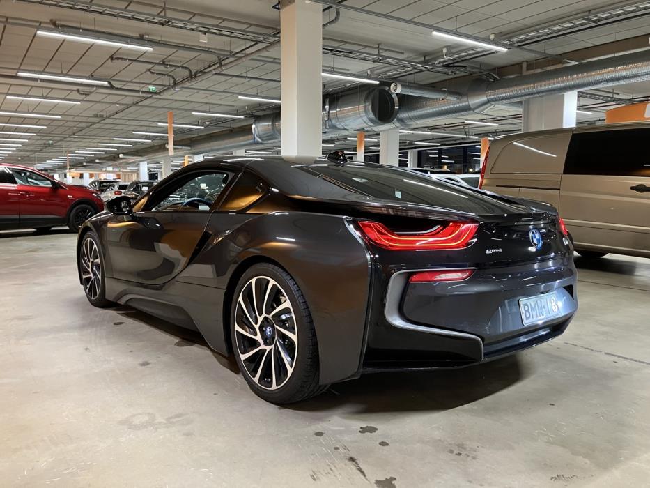 BMW i8 2015