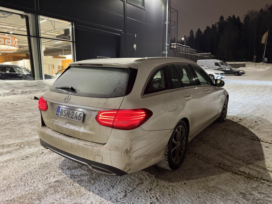 MERCEDES-BENZ C 2015