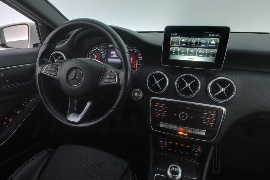 MERCEDES-BENZ A 2018