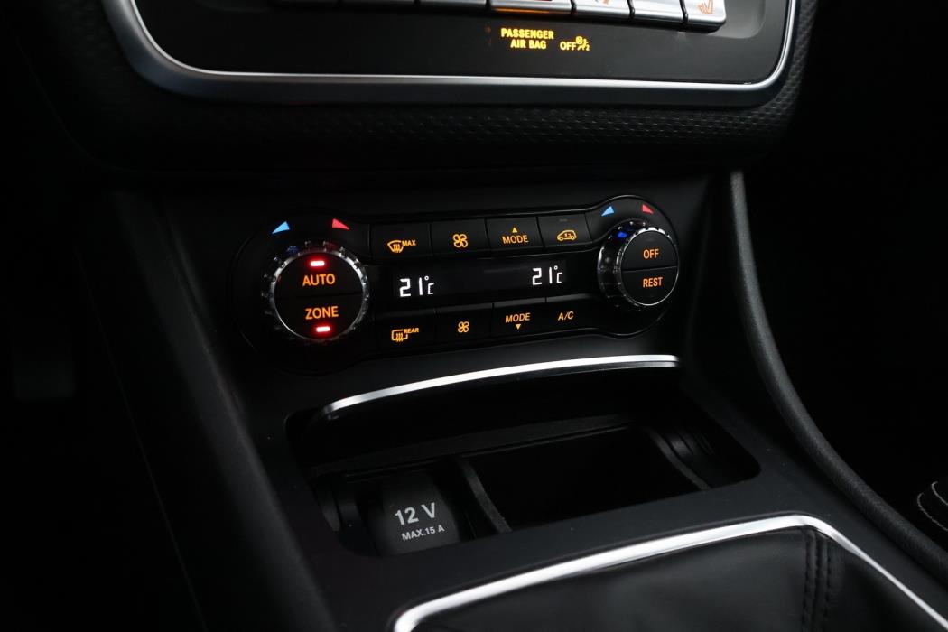 MERCEDES-BENZ A 2018