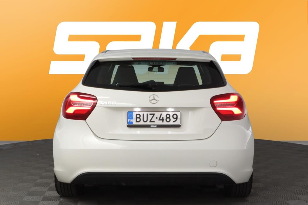 MERCEDES-BENZ A 2018