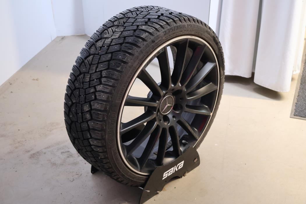 MERCEDES-BENZ A 35 AMG 2019
