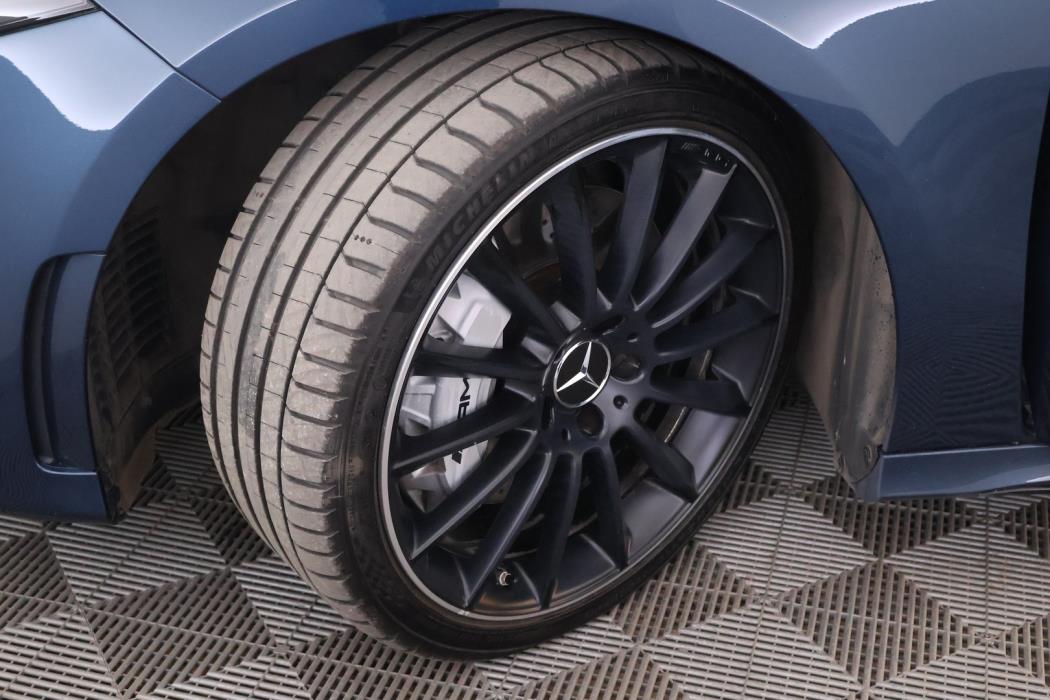 MERCEDES-BENZ A 35 AMG 2019