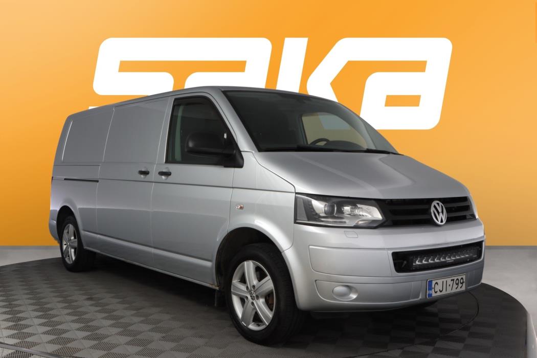 VOLKSWAGEN Transporter 2015