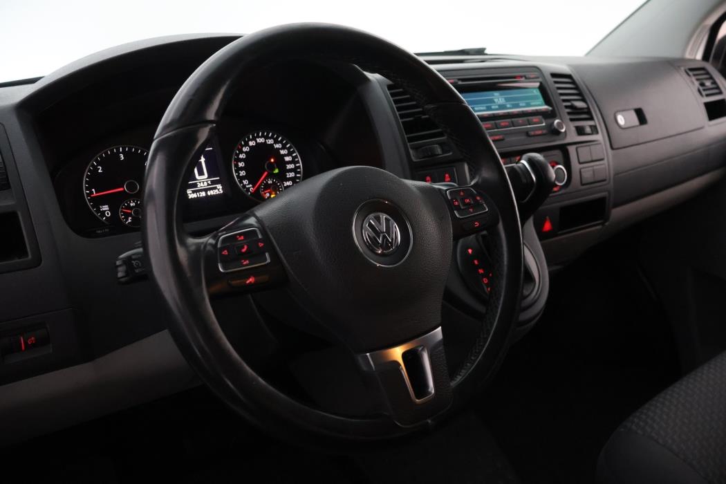 VOLKSWAGEN Transporter 2015