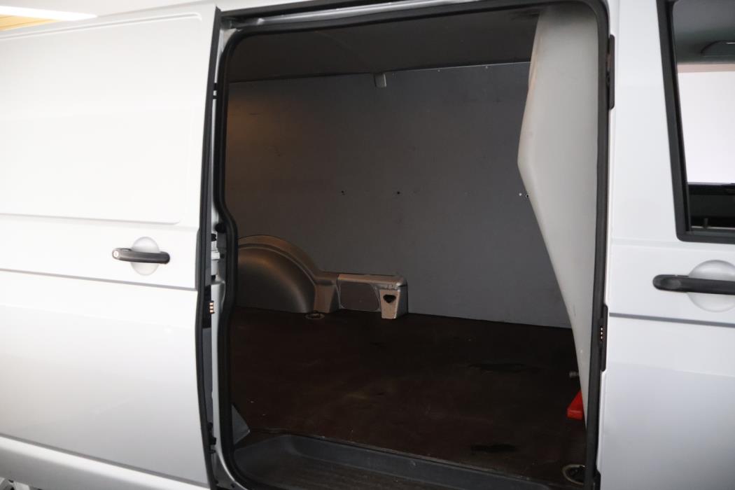 VOLKSWAGEN Transporter 2015