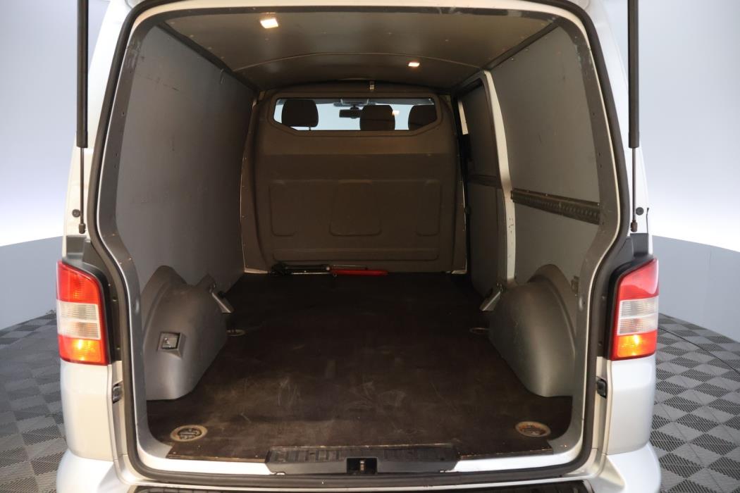 VOLKSWAGEN Transporter 2015