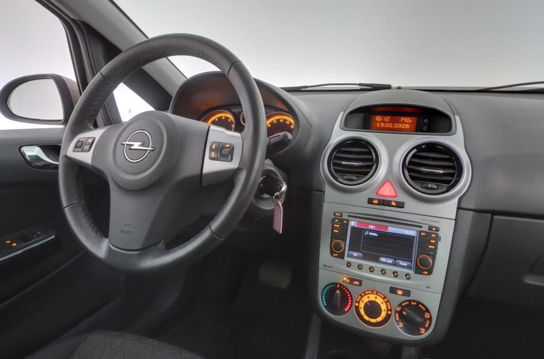 OPEL Corsa 2013