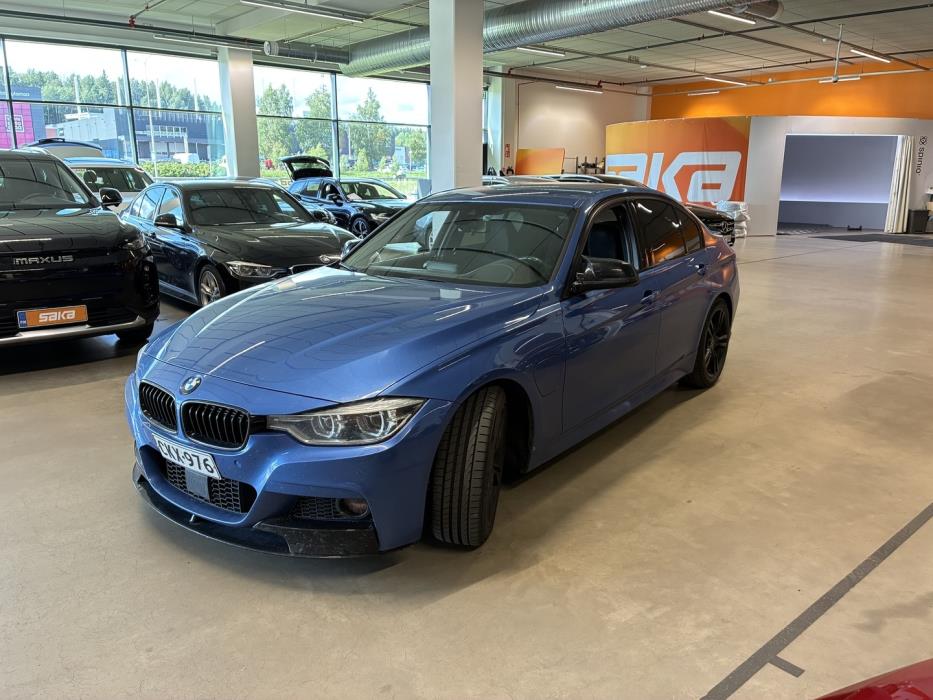 BMW 330 2016