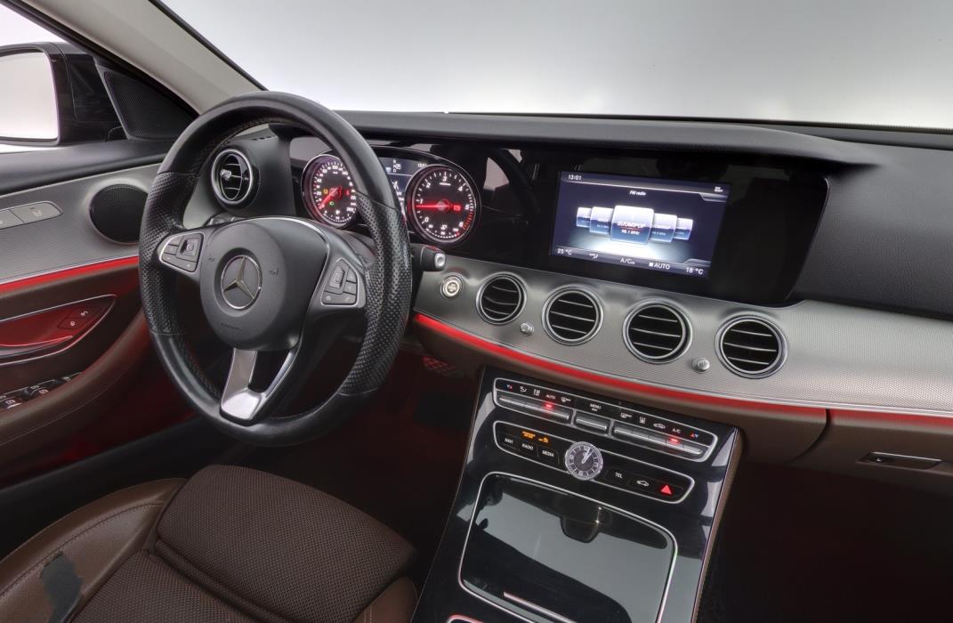 MERCEDES-BENZ E 2017