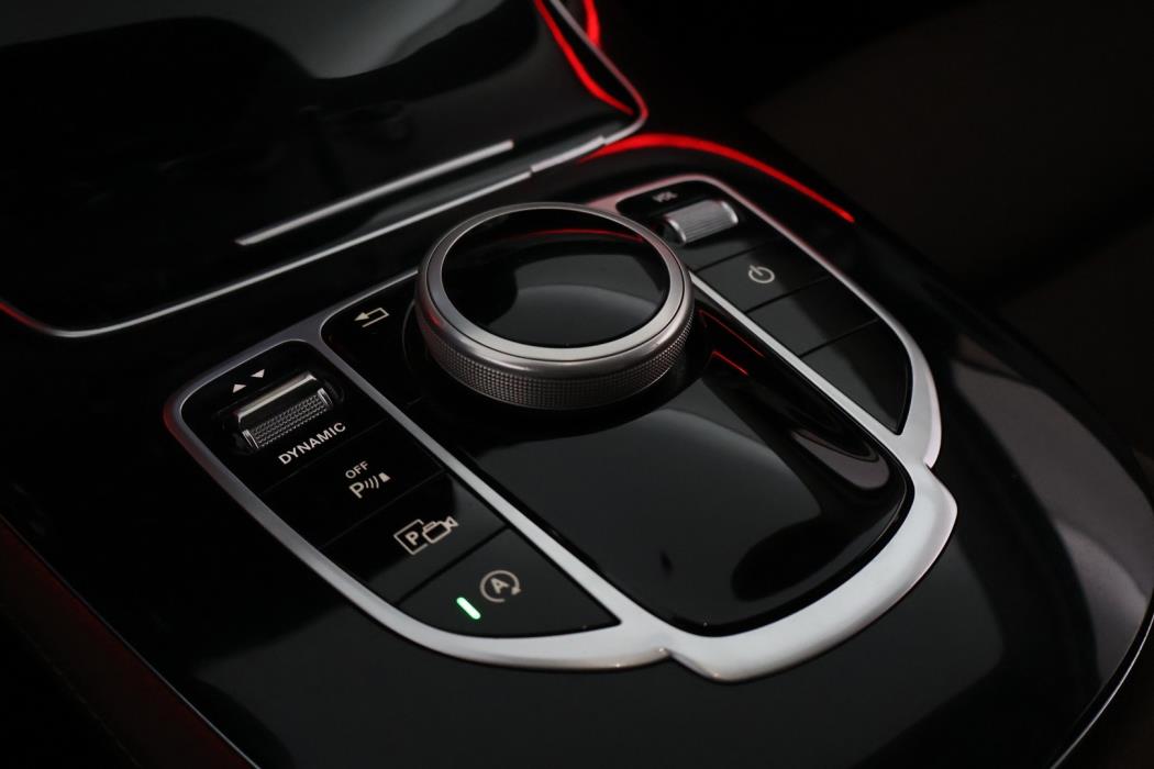 MERCEDES-BENZ E 2017