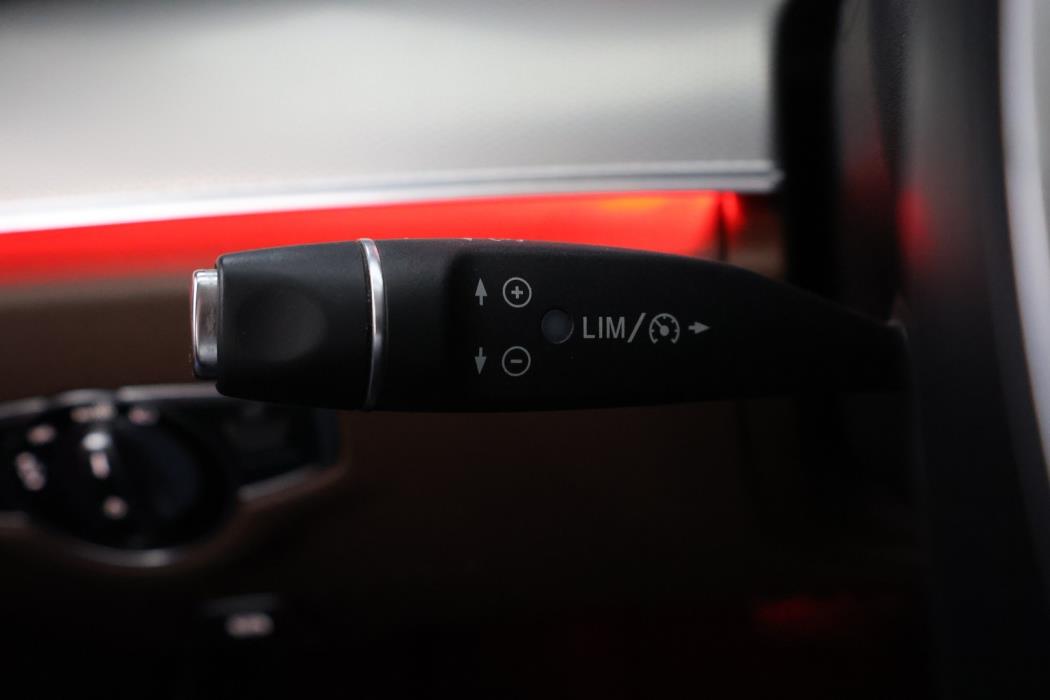 MERCEDES-BENZ E 2017