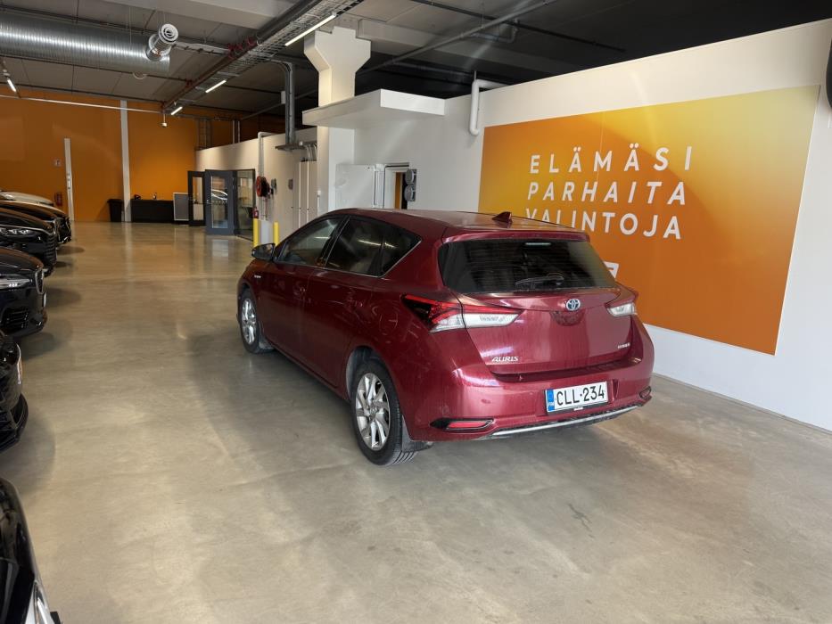 TOYOTA Auris 2018