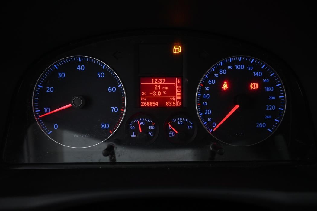 VOLKSWAGEN Touran 2008