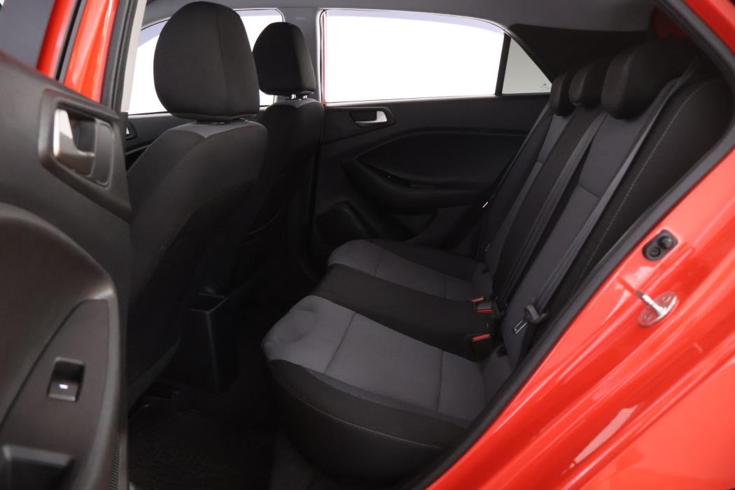 HYUNDAI i20 2020