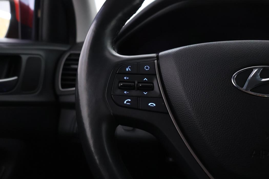 HYUNDAI i20 2020