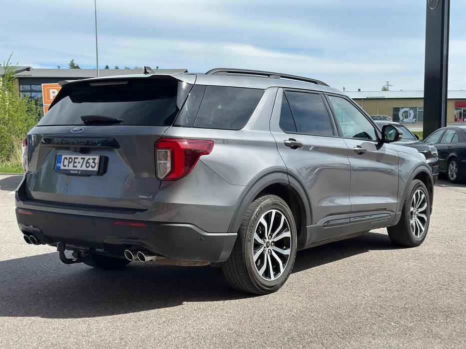 FORD Explorer 2021