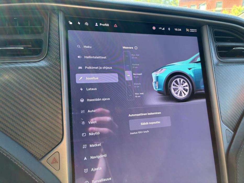 TESLA Model X 2018
