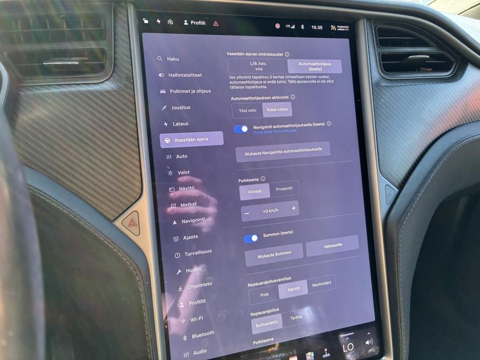 TESLA Model X 2018
