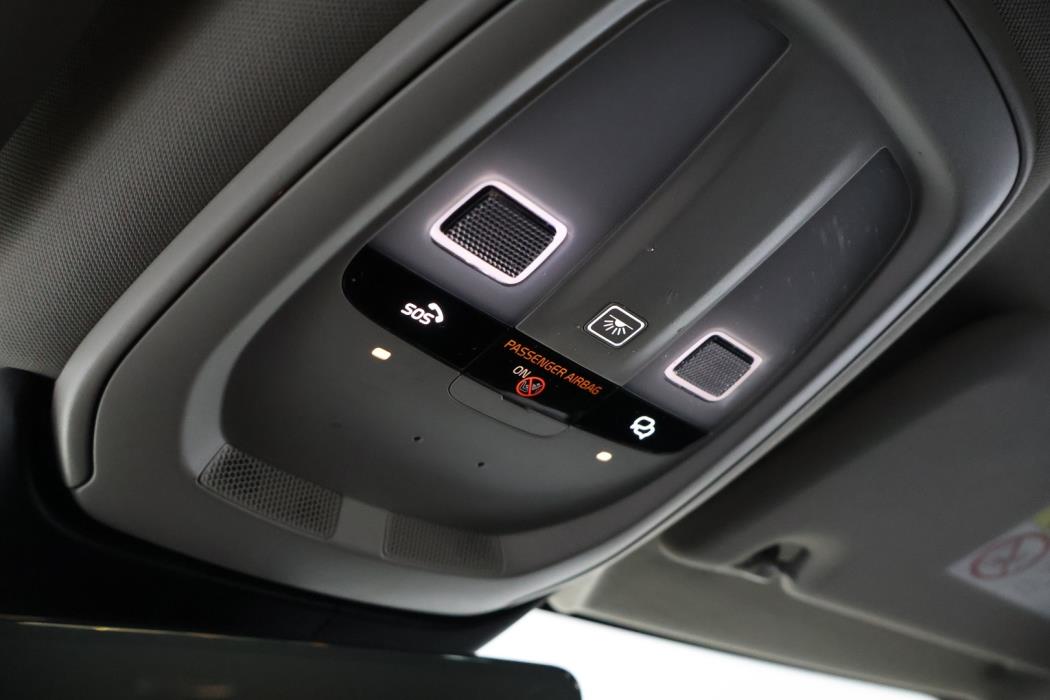 VOLVO V60 2024
