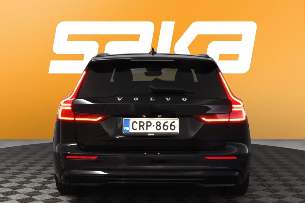 VOLVO V60 2024