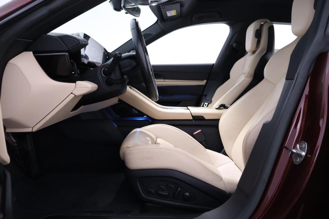 PORSCHE Taycan 2022