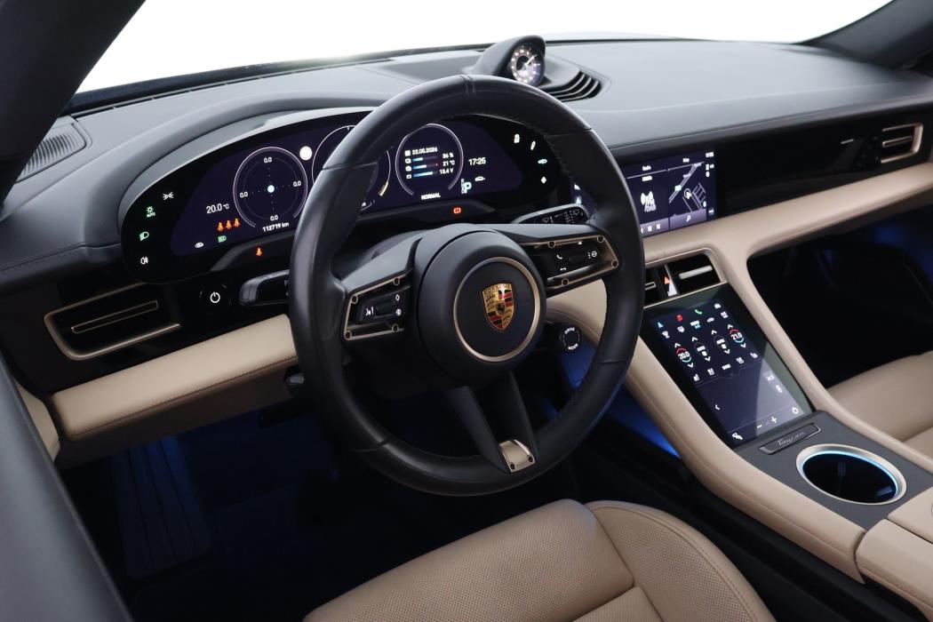 PORSCHE Taycan 2022