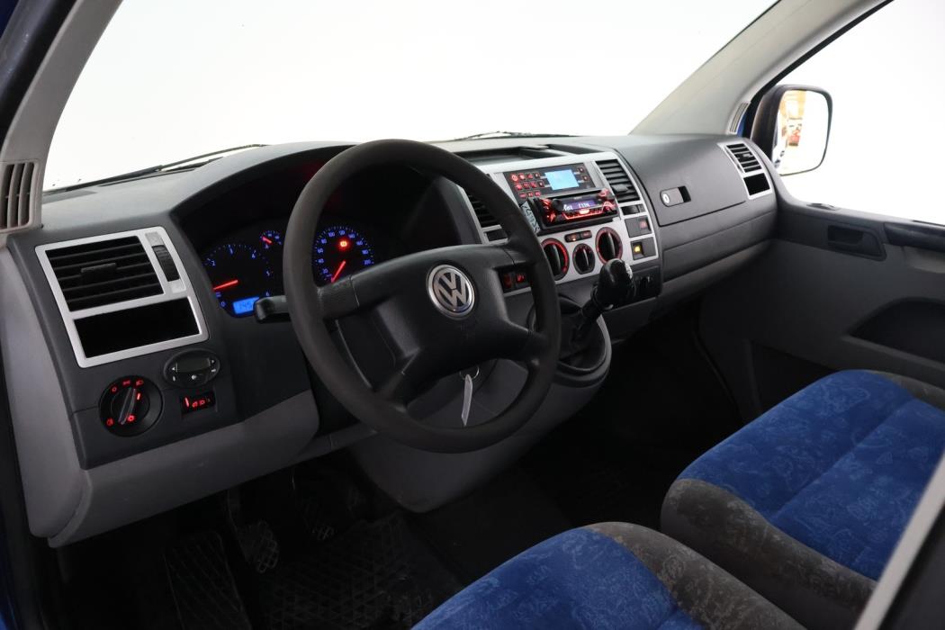 VOLKSWAGEN Transporter 2006