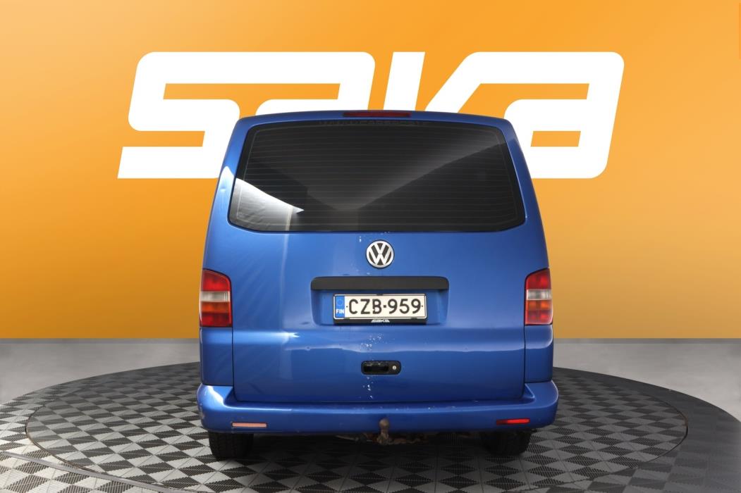 VOLKSWAGEN Transporter 2006